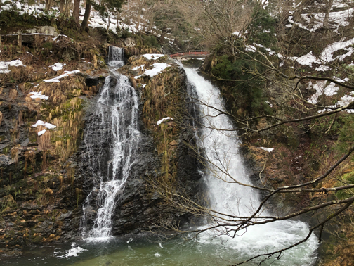 家族旅行で『銀山温泉』。ライトアップされた幻想的な大正ロマンの街並み_f0023333_22592922.jpg
