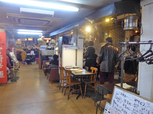 高円寺「世界料理レストラン ホエール」へ行く。_f0232060_22471481.jpg