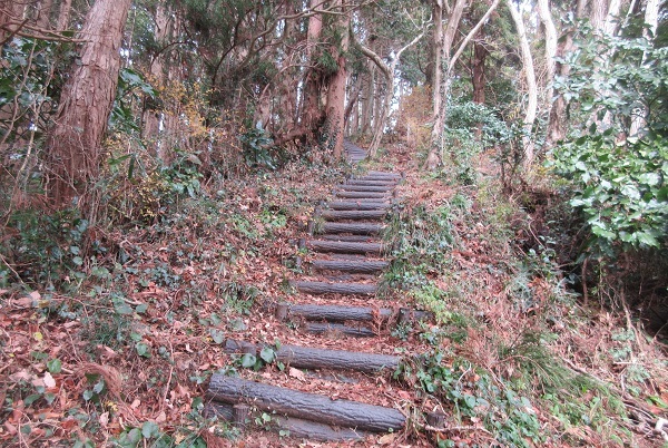 登り始めは満観峰_d0164761_15154456.jpg