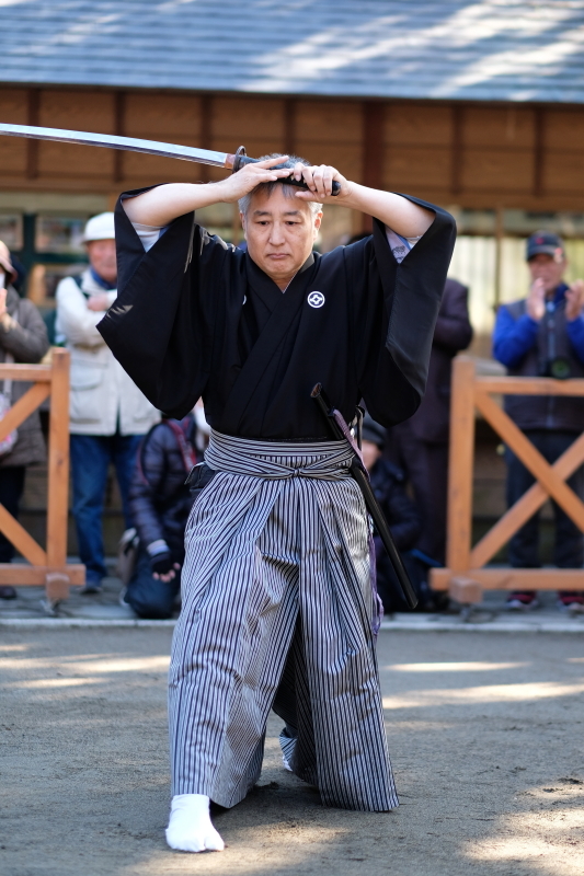 令和２年　水戸八幡宮・はねつき神事＆破魔弓神事　＜関口流抜刀術奉納＞　２０２０・０１・１３_e0143883_17213154.jpg