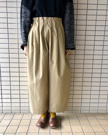 yuni◇マスターシードギャバコクーンパンツ◇_d0127394_16052385.jpg