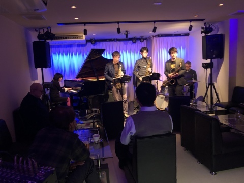 広島のジャズ Jazzlive Cominジャズライブカミン 1月15日_b0115606_09130173.jpeg