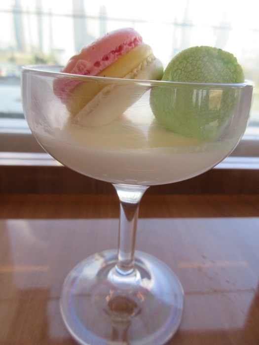 【アパ ホテル&リゾート 横浜ベイタワー】ランチビュッフェ1800円ぽっきり【ラ・ベランダ】_b0009849_17065846.jpg