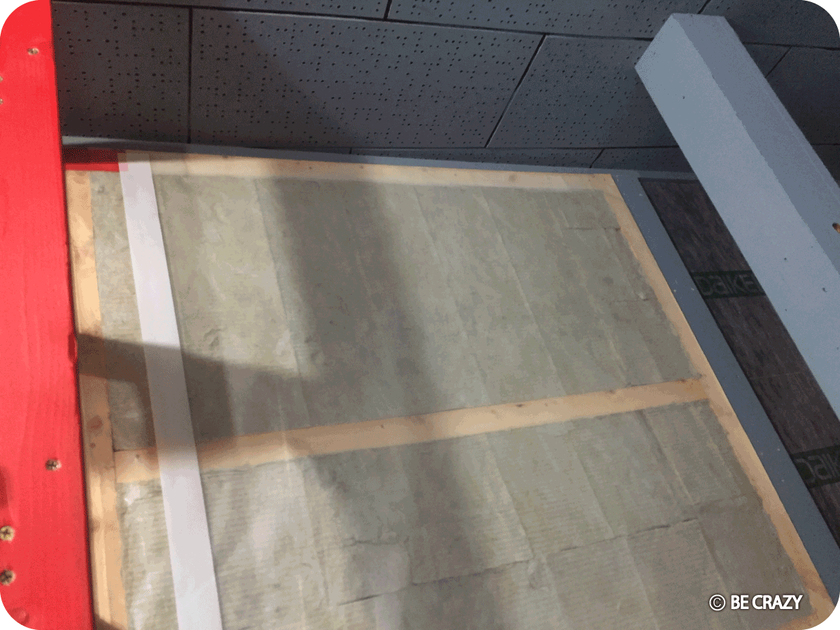 ガレージのリフォーム 〜その4_e0305176_03050521.gif