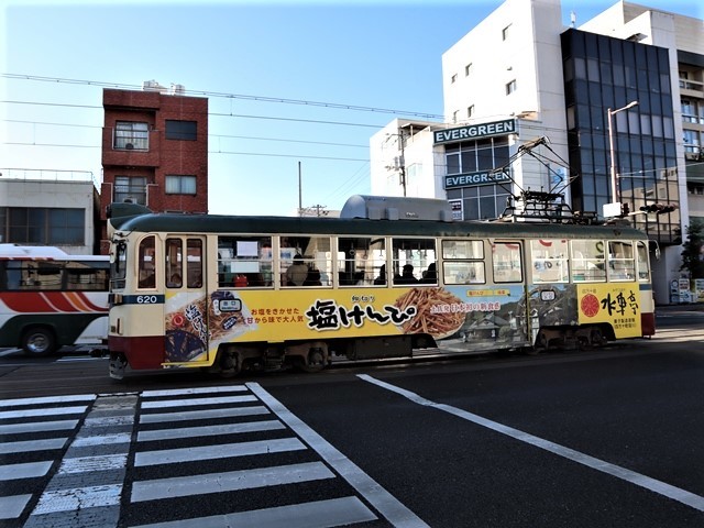南国高知の街を散策、魚介類の豊富さ、農産物の豊かさに驚愕です。・・・加工食品がこの豊かな食材から造られます_d0181492_00204542.jpg