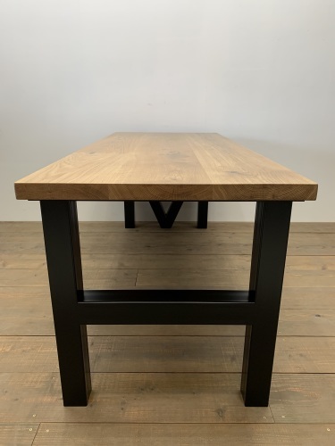 MH DINING TABLE_c0146581_14373931.jpg