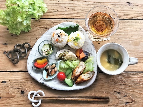 お気に入りの『うつわ』 と おうちごはん と お弁当_d0249193_00403002.jpg