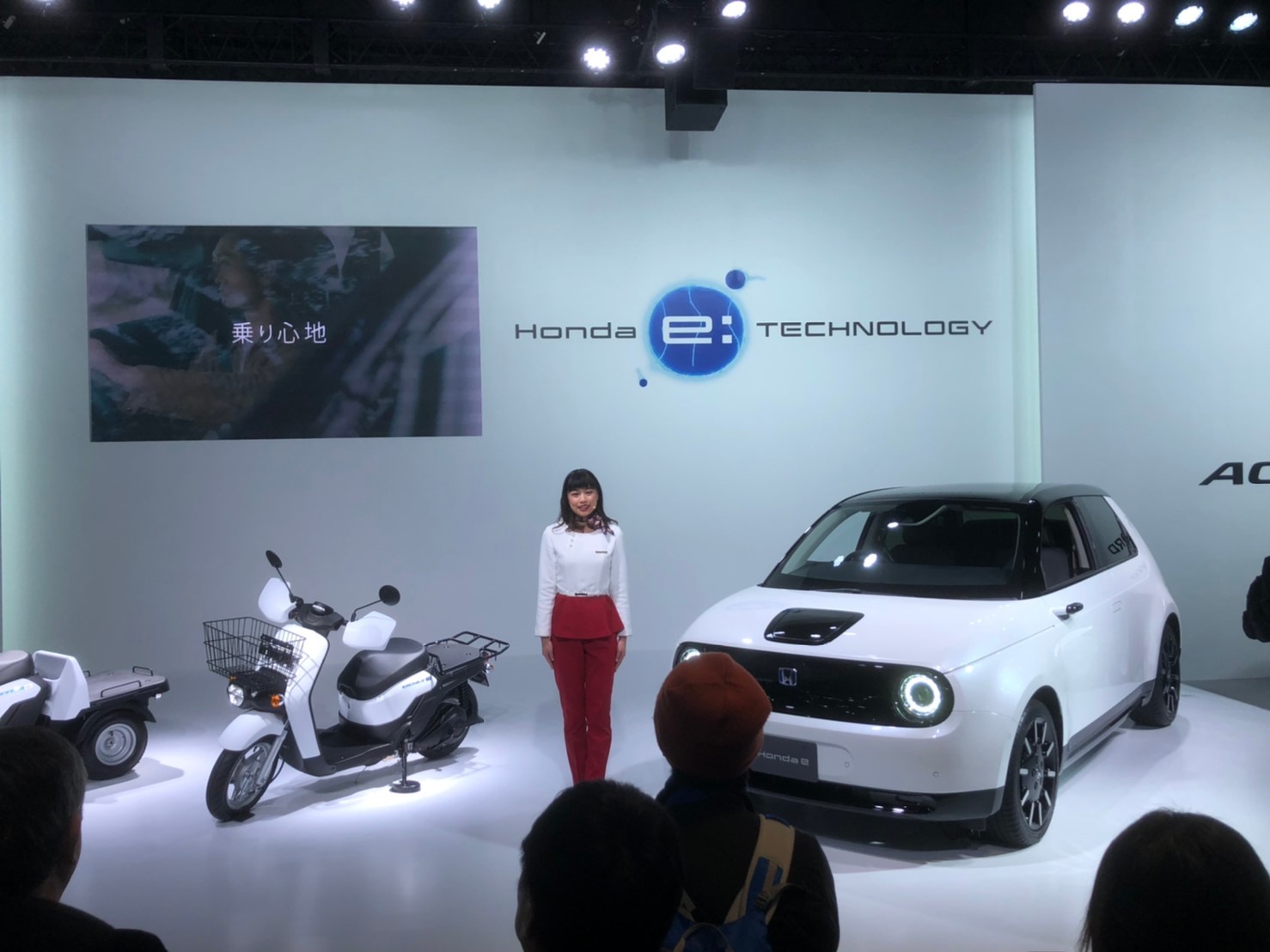 1月17日(金)TOMMYBASEブログ☆2020札幌モーターショー!!LEXUS専門店♪カスタムセダン♪自社ローン☆_b0127002_19455345.jpg