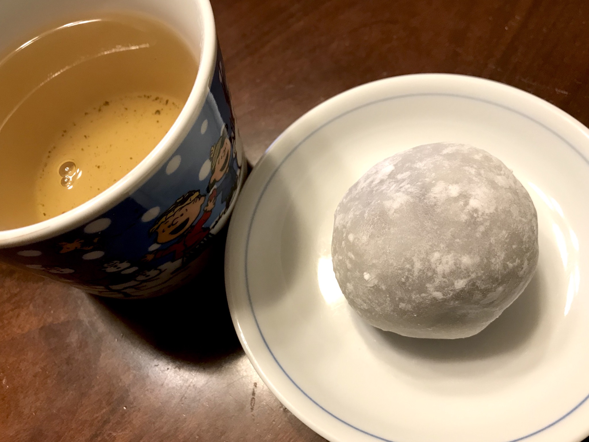 いちご大福(志美津屋)_c0212604_8593855.jpg