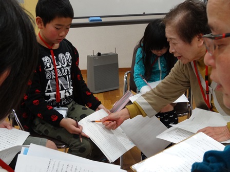 新美南吉生誕100年記念プロジェクト 「読み語り~南吉と出会う」 ワークショップ_a0396005_17051472.jpg