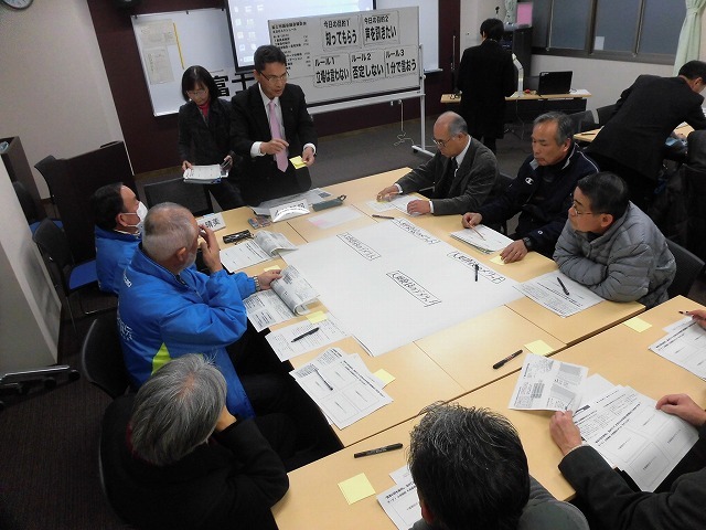 「これからの小中学校の適正規模は?」 テーマ別ワークショップ方式の議会報告会_f0141310_08171515.jpg