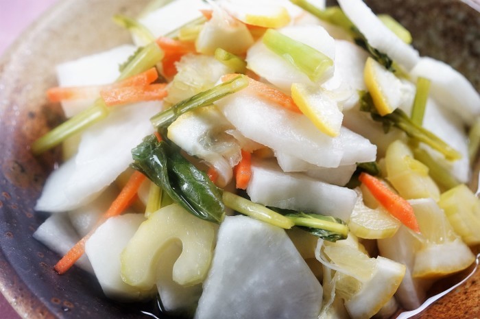 簡単5分でお漬物 半端野菜のカンタン酢漬け 爽やかレモン味です 料理と趣味の部屋 簡単5分でお漬物 半端野菜のカンタン酢漬け 爽やかレモン味です 料理と趣味の部屋