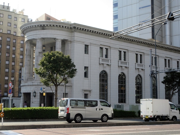 【日本郵船歴史博物館はお休みでした】_b0009849_16502001.jpg