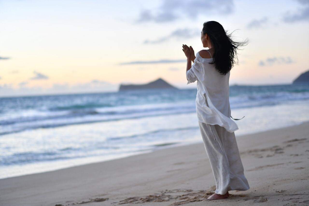 海老原よしえprayer Day_e0220493_11102288.jpeg