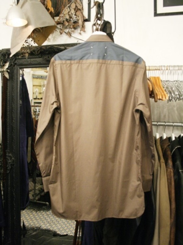 その男本厄、大厄につき　入荷マルタンマルジェラ、カルヴェンの新品、シャツ、パンツ、靴、バッグ_f0180307_03032213.jpg