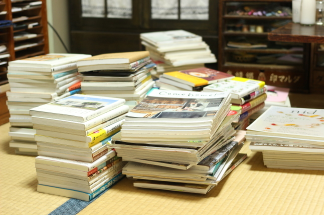 わたしももう一度、自分の片づけがしたくなって...本棚を見直してみた。_f0354014_22075279.jpg