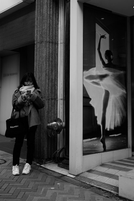 チャコットの前で_d0338526_23361899.jpg