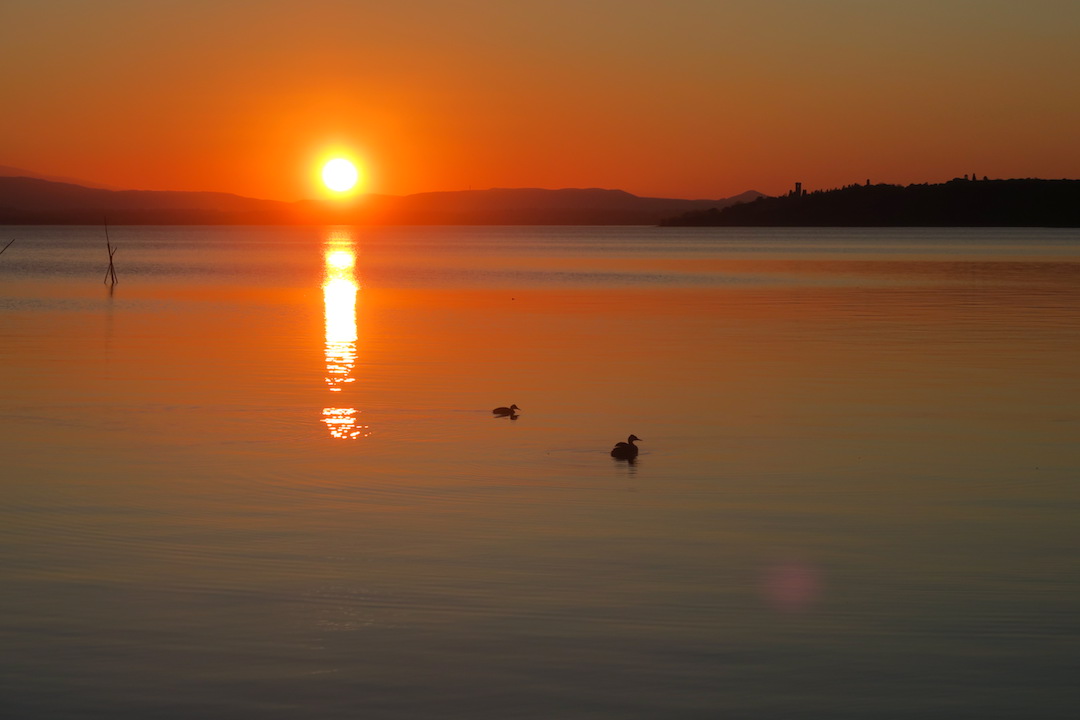 瞑想の力 夕日の力、アッシジで瞑想講座_f0234936_7342764.jpg