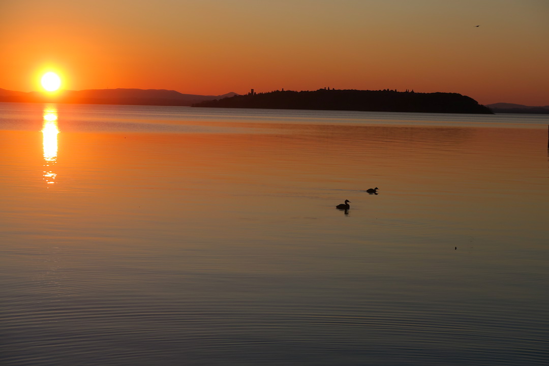 瞑想の力 夕日の力、アッシジで瞑想講座_f0234936_750898.jpg
