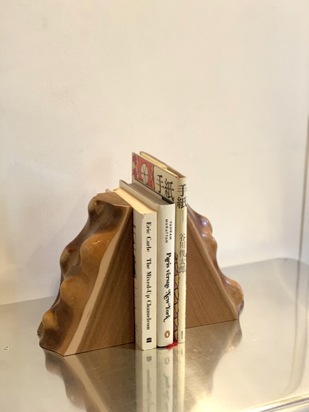 BOOKENDS_a0025778_17385860.jpg