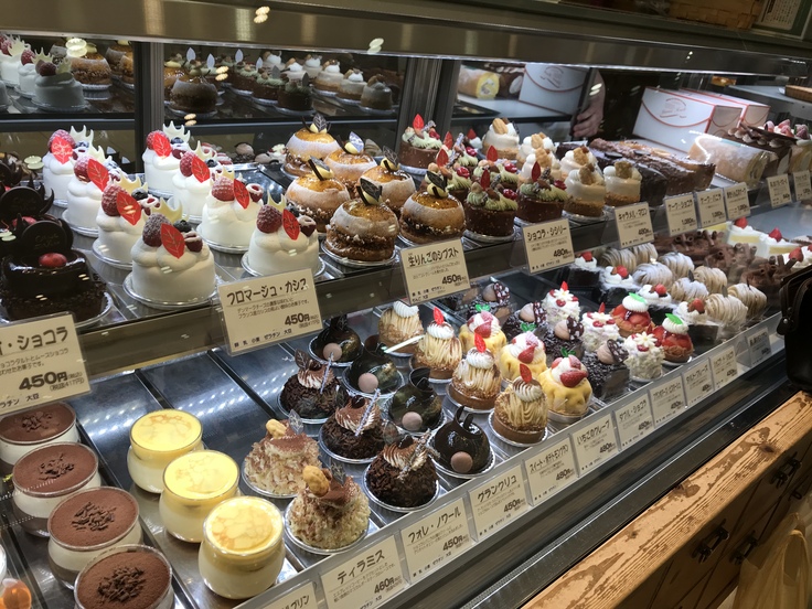 ショートケーキ♪ @ヴェールの丘(八王子CELEO)_c0212604_20505484.jpg