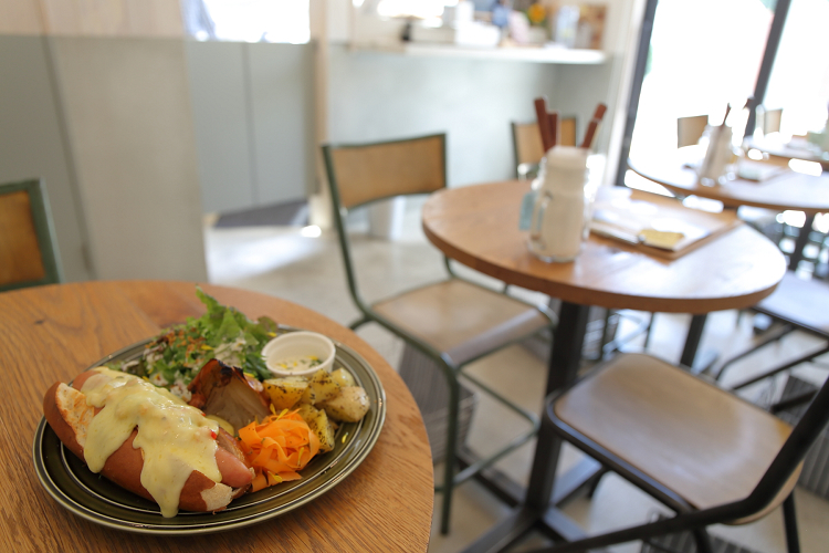 京都の朝ごはん －cafe POCHER－_b0169330_14551286.jpg