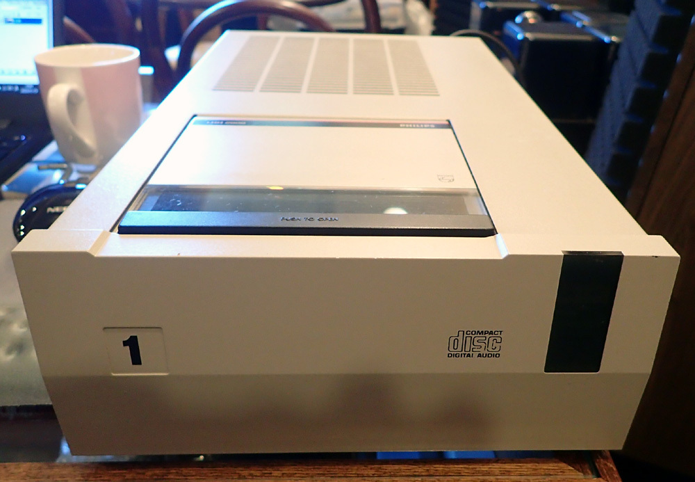 フイリップスLHH2000入荷。_b0262449_11050338.jpg