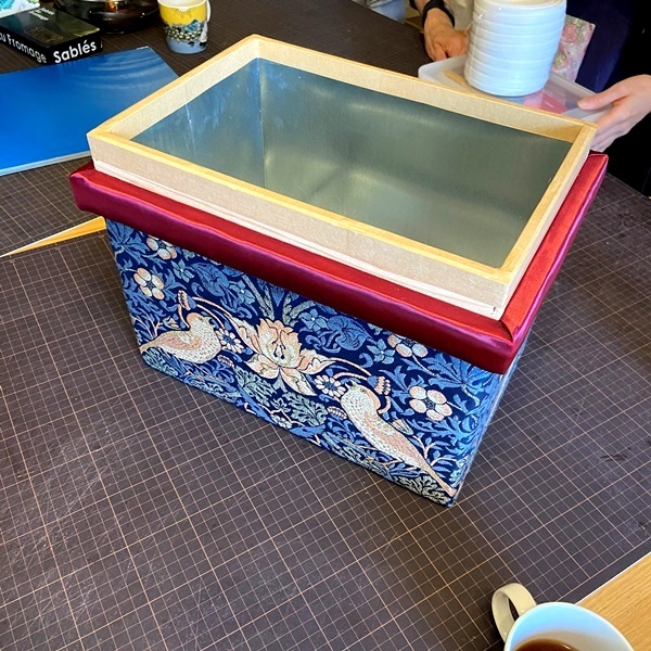 レタナウ展 神戸の建物を額装☆ガロッテ・デ・ロワ_b0165872_20033287.jpeg
