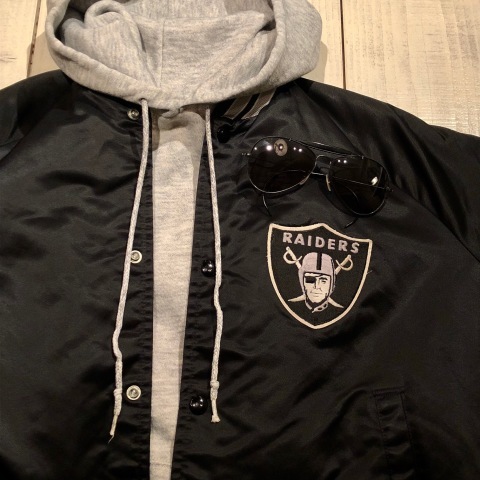 CHALK LINE HOOD COAT RAIDERS