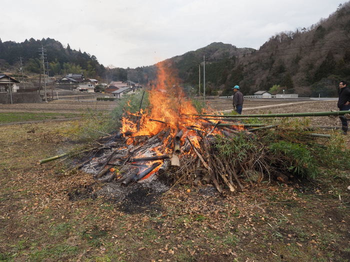 とんど_c0116915_00154972.jpg