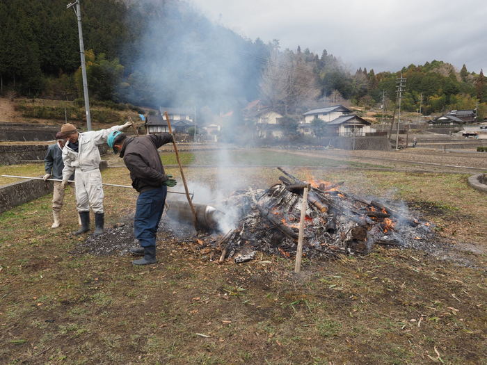 とんど_c0116915_00163338.jpg