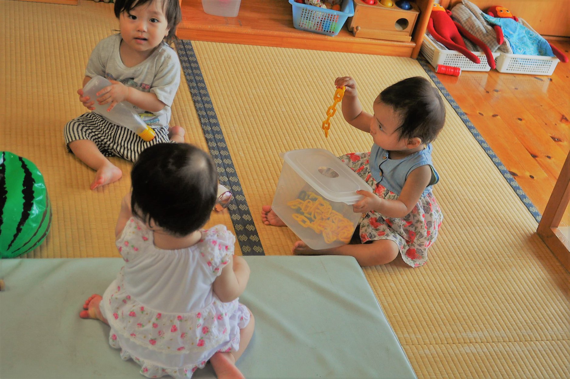 野原の子クラスの様子_a0323443_16133298.jpg