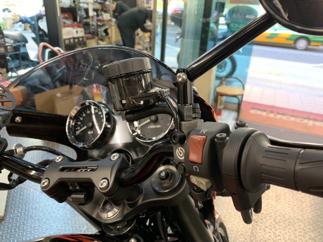 Z900RSに、そろそろブレーキ周りのカスタムはいかがでしょうか?SCS上野新館_d0099181_15181780.jpg