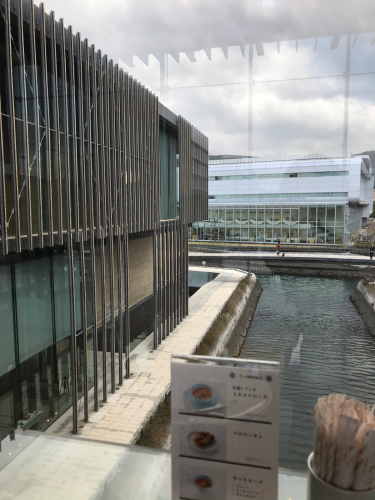 長崎県美術館と最近仲間入りした絵本_d0191206_22300242.jpg