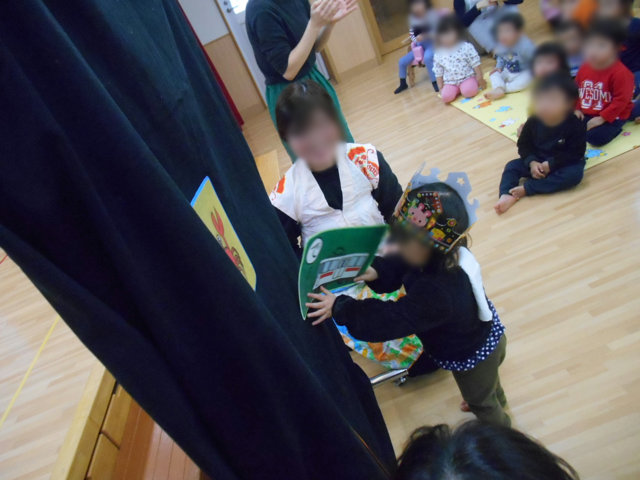 お誕生日会_e0148419_16374881.jpg