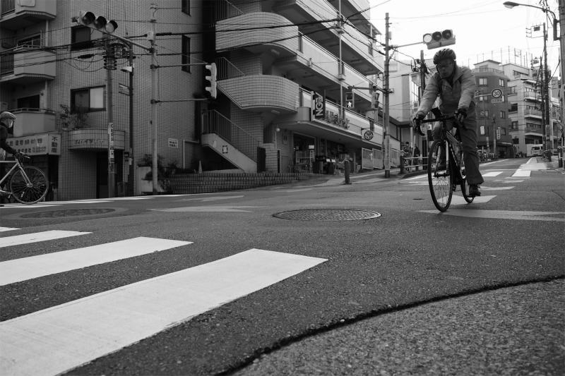 ゆるやかな坂_d0338526_23340847.jpg