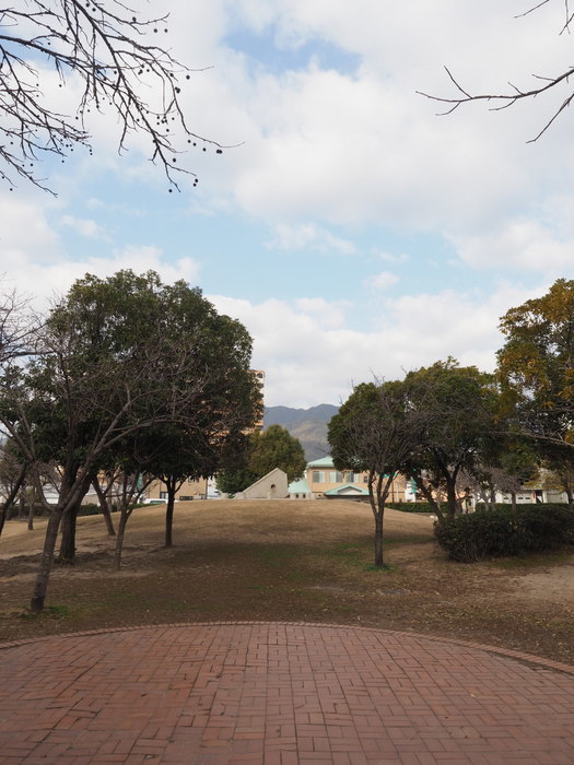 佐伯区民文化センター&五日市中央公園_c0116915_00010538.jpg