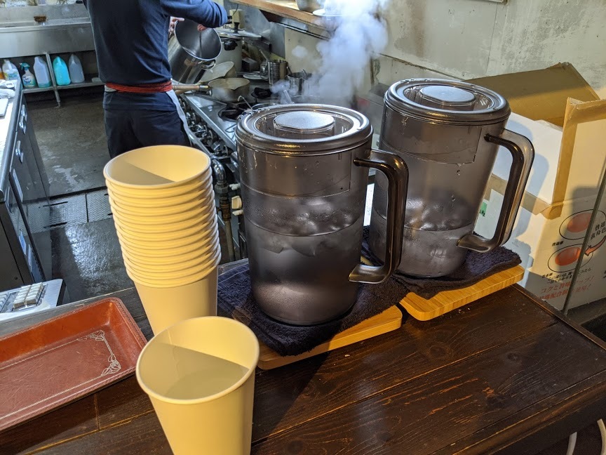 ラーメン大戦争さんでピストル(旭川市豊岡14条6:2020年9杯目)_f0397261_06253838.jpg