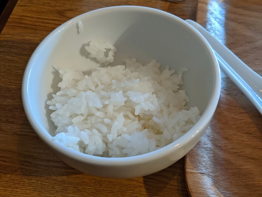 ラーメン大戦争さんでピストル(旭川市豊岡14条6:2020年9杯目)_f0397261_06370340.jpg