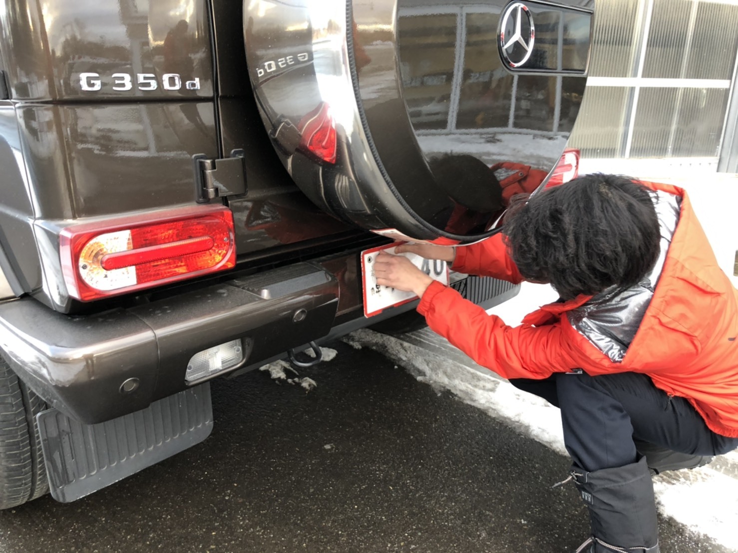 1月23日(木)ランドクルーザー100 VXリミテッド 4.7VXリミテッド 4WD あります♬ ランクル ハマー エスカレードならTOMMY☆彡_b0127002_18404128.jpg