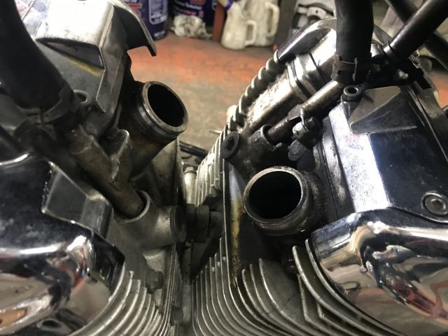 250TR カスタム ヤマシタ号 マフラー装着!_a0164918_18393139.jpg