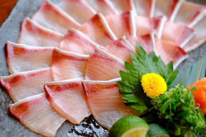 「東舞鶴　魚源（ととげん）のずわい蟹、牡蠣、ブリしゃぶ料理」_a0000029_22414089.jpg