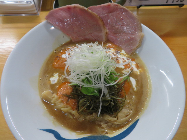 【限定】エビ味噌らーめん@青波_a0389150_21055825.jpg