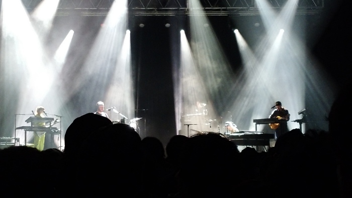 Bon Iver Live@Zepp Tokyo_c0002171_03191944.jpg