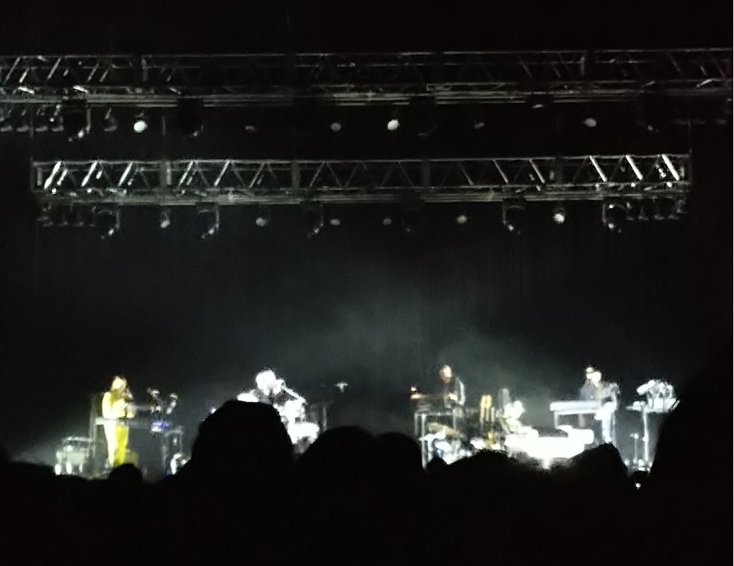 Bon Iver Live@Zepp Tokyo_c0002171_03231087.jpg