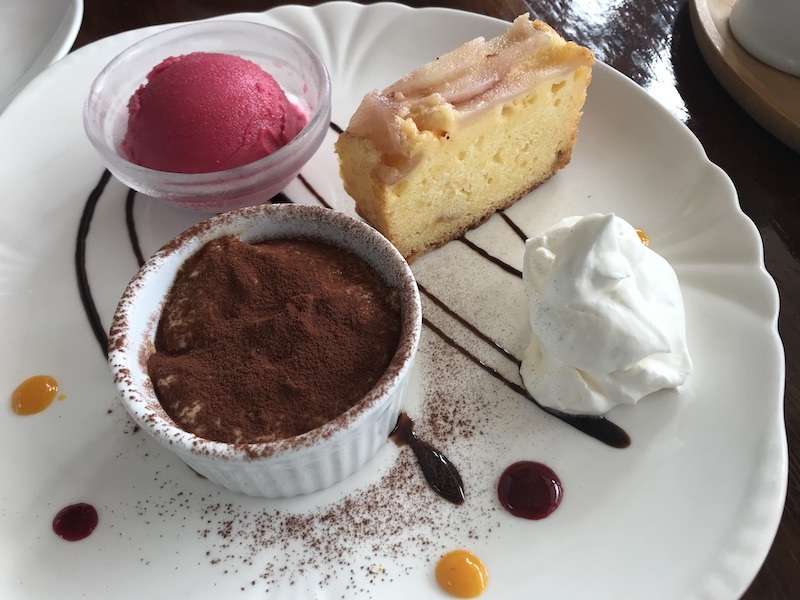 休日ランチ - ヨナサルウテ- _a0155932_11284197.jpg