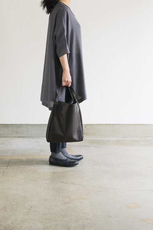 STYLE CRAFT T-01 (GOAT INK BLACK) : un.regard.moderne