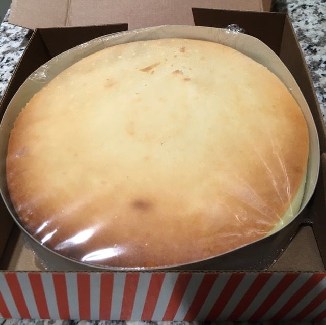 ブルックリンから全米No1のチーズケーキ届く_e0350971_14095435.jpg