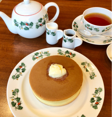 六花亭神楽岡店で ホットケーキ ゆるゆると