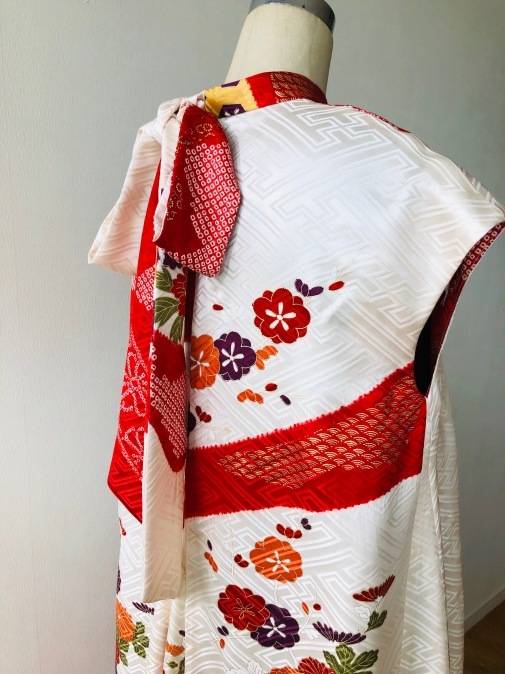 和洋折衷 古着 振袖 着物 袴 和 ハンドメイド リメイク